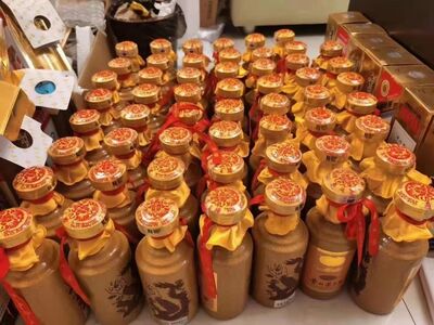 青山高价回收茅台酒礼盒 回收冬虫夏草 相关图片