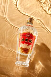 镜铁区飞天茅台酒瓶回收电话 回收冬虫夏草商行 相关图片