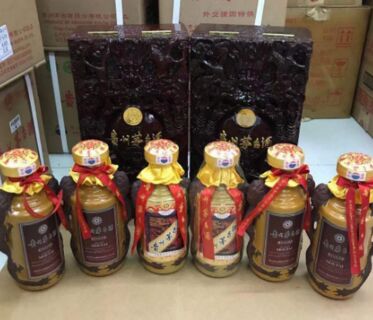 北京海淀大量回收散装茅台酒-北京高价收购整件白酒 相关图片