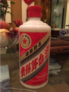 张家界10-20年的茅台酒,茅台五粮液高价回收来电询价