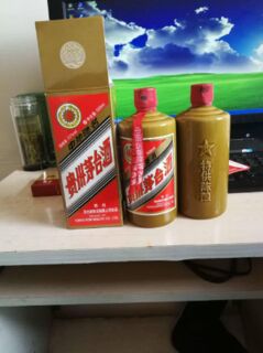 临汾22年的茅台酒回收,茅台高尔夫回收电话 相关图片