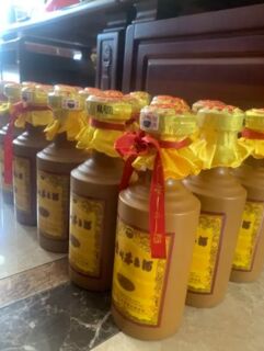 北京闲置老酒名酒回收-90年代老茅台酒回收就近上门 相关图片