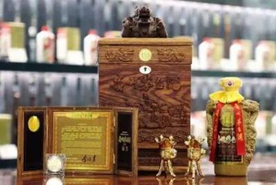 北京昌平杜甫茅台酒瓶的电话-高价回收生肖酒瓶 相关图片