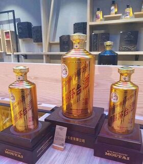 岳阳上门回收五十茅台酒回收整箱新老白酒电话 ͼƬ