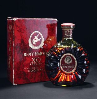 广州回收洋酒-2001年洋酒回收 相关图片