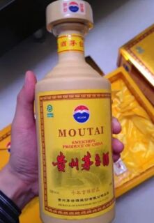 固原高价回收07年茅台酒瓶高价回收五粮液茅台酒电话 相关图片