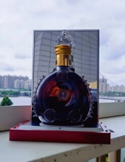 张家界高价回收生肖茅台酒,收购生肖茅台酒电话