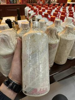 唐山市高价回收各种老酒名酒 相关图片