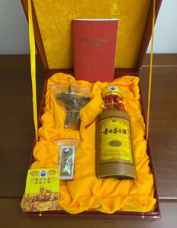 松柏镇名酒回收 上门回收年份茅台酒,年份五粮液电话咨询 相关图片