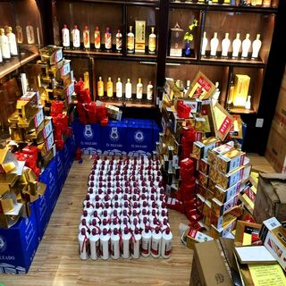 景德镇回收羊年生肖茅台酒回收空茅台酒瓶 相关图片