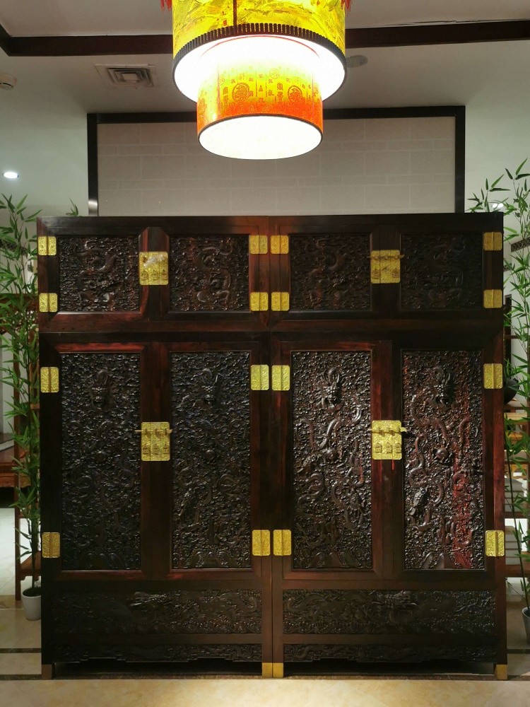 长沙上门回收二手红木家具大红酸枝卧室床/衣柜/餐桌椅 免费估价