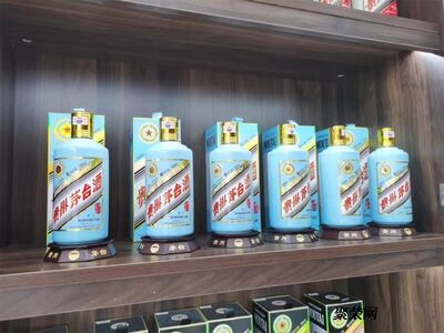 单套勒桦红酒瓶全国收购茅台酒空瓶目前价值参考 相关图片