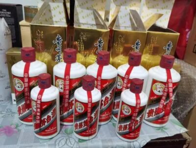 永州回收猴年茅台酒瓶,奔富王空酒瓶回收价高 相关图片