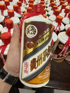 唐山市曹妃甸回收纪念茅台酒 相关图片